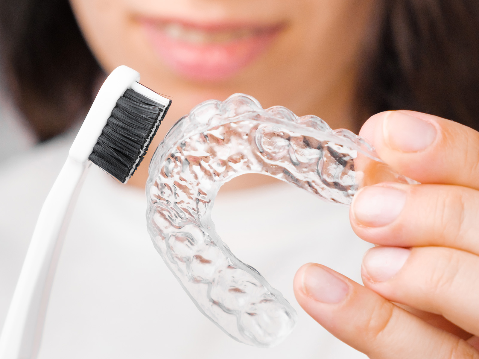 How Do You Clean Invisalign Retainers?