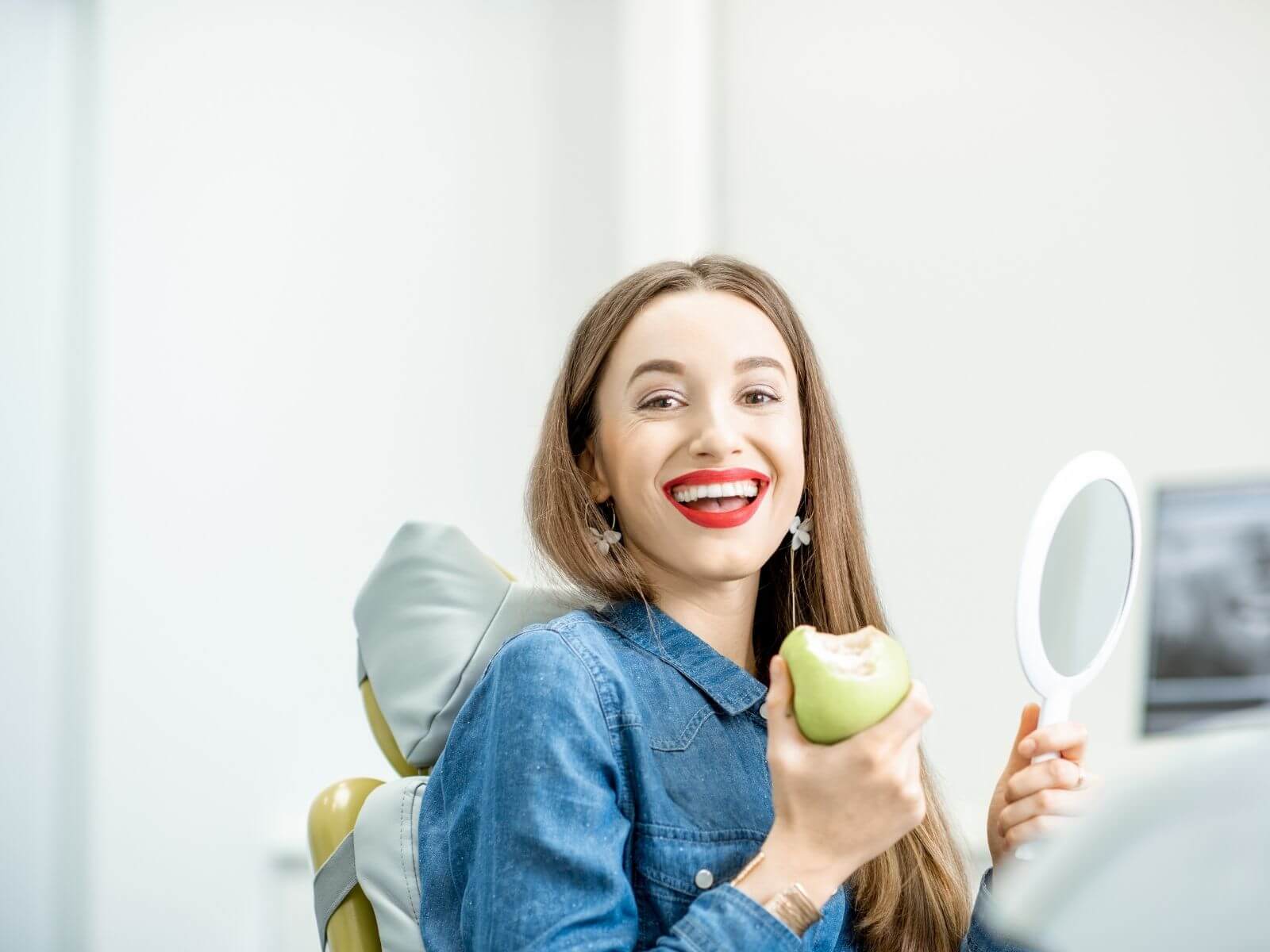 5 Common Dental Procedures People Are Choosing For A Perfect Smile